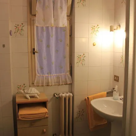 Bed and Breakfast Normarobby